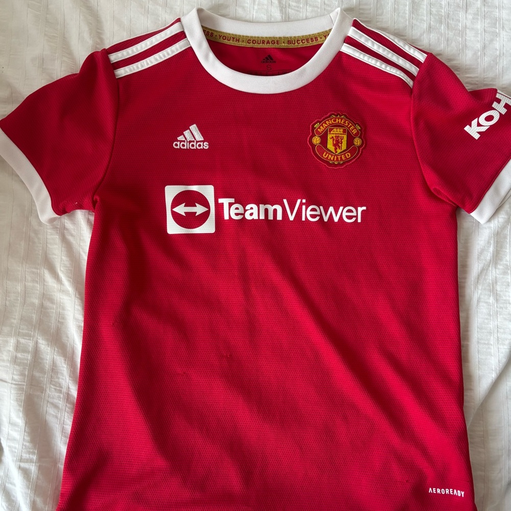 Cristiano Ronaldo Manchester United 2021-2022 Adidas Home Jersey